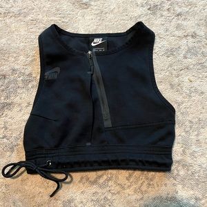 Nike Crop Top